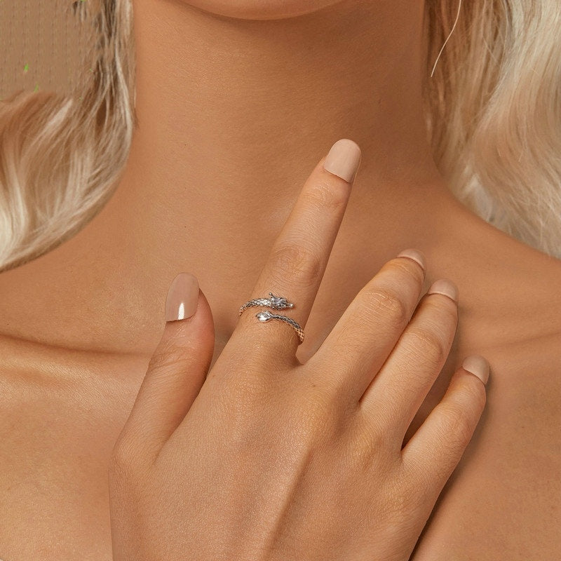 Anillo abierto sinuoso con dragón de viento chino para mujer