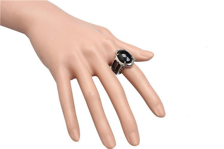 Bague pour hommes Punk Goth Vintage avec pierres précieuses en titane et acier moulé
