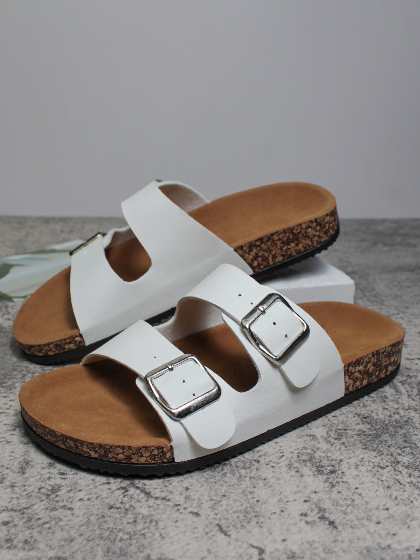 Pantoufles de plage à semelle en liège avec surface en PU