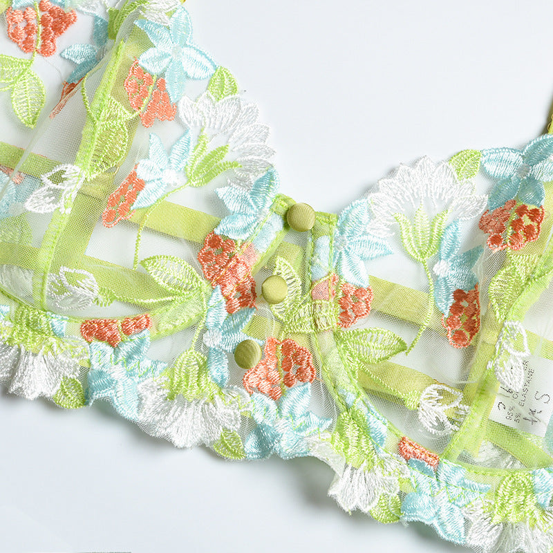 Ensemble trois pièces de sous-vêtements en maille florale artisanale froncés