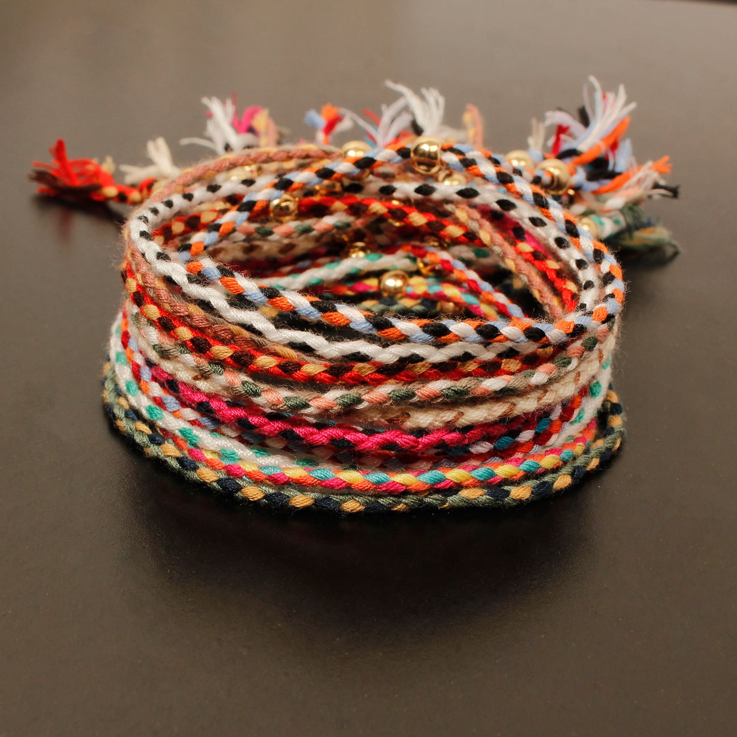 Bracelet Boules Dorées Mode Femme Tissé à La Main
