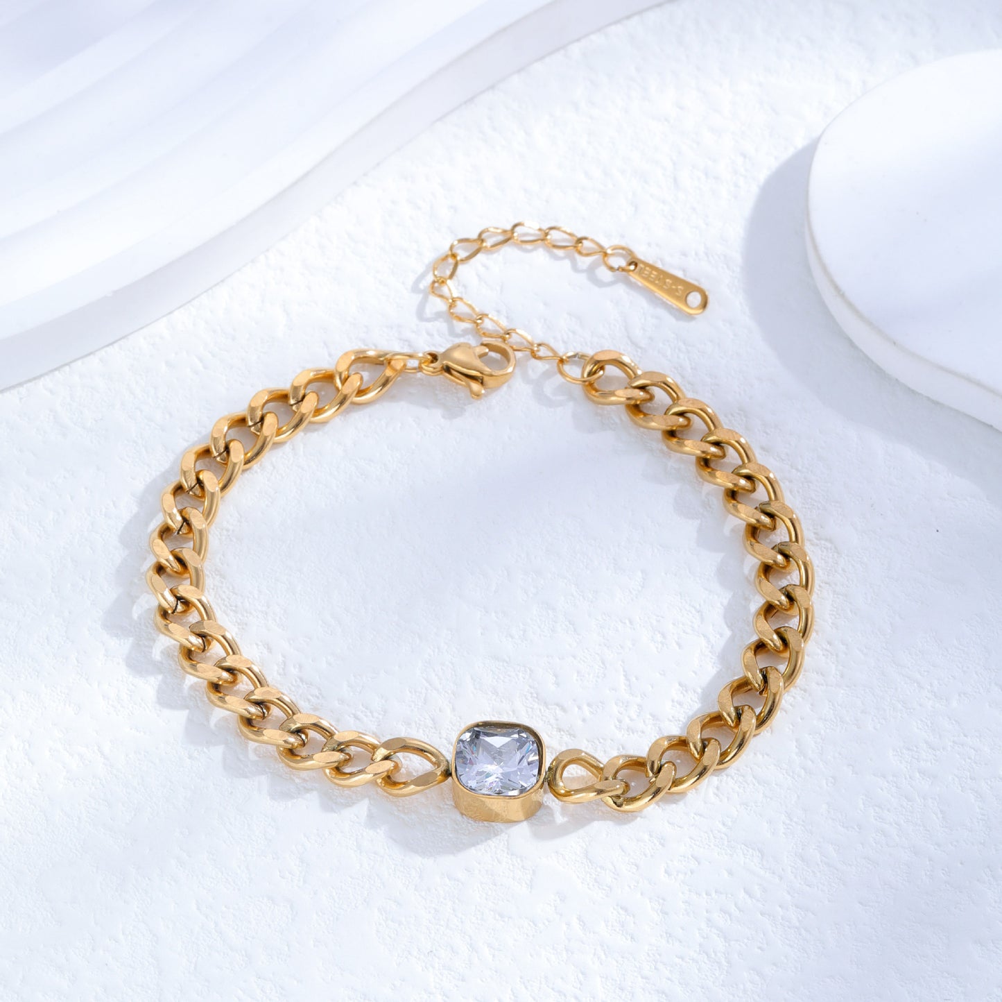 Square Diamond Titanium Steel Twist Grinding Hollow Bracelet