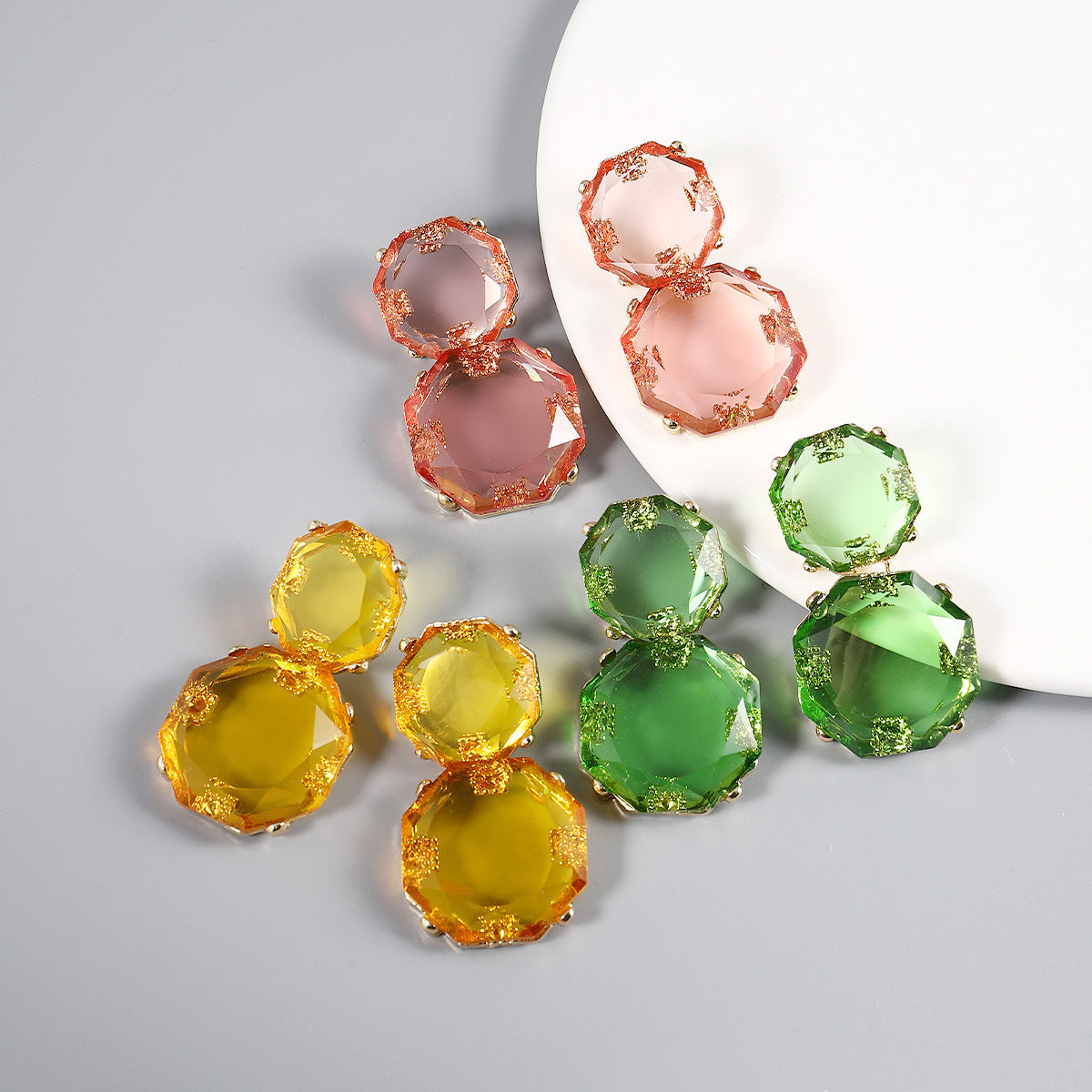 Boucles d'oreilles en résine transparente de style bohème d'été