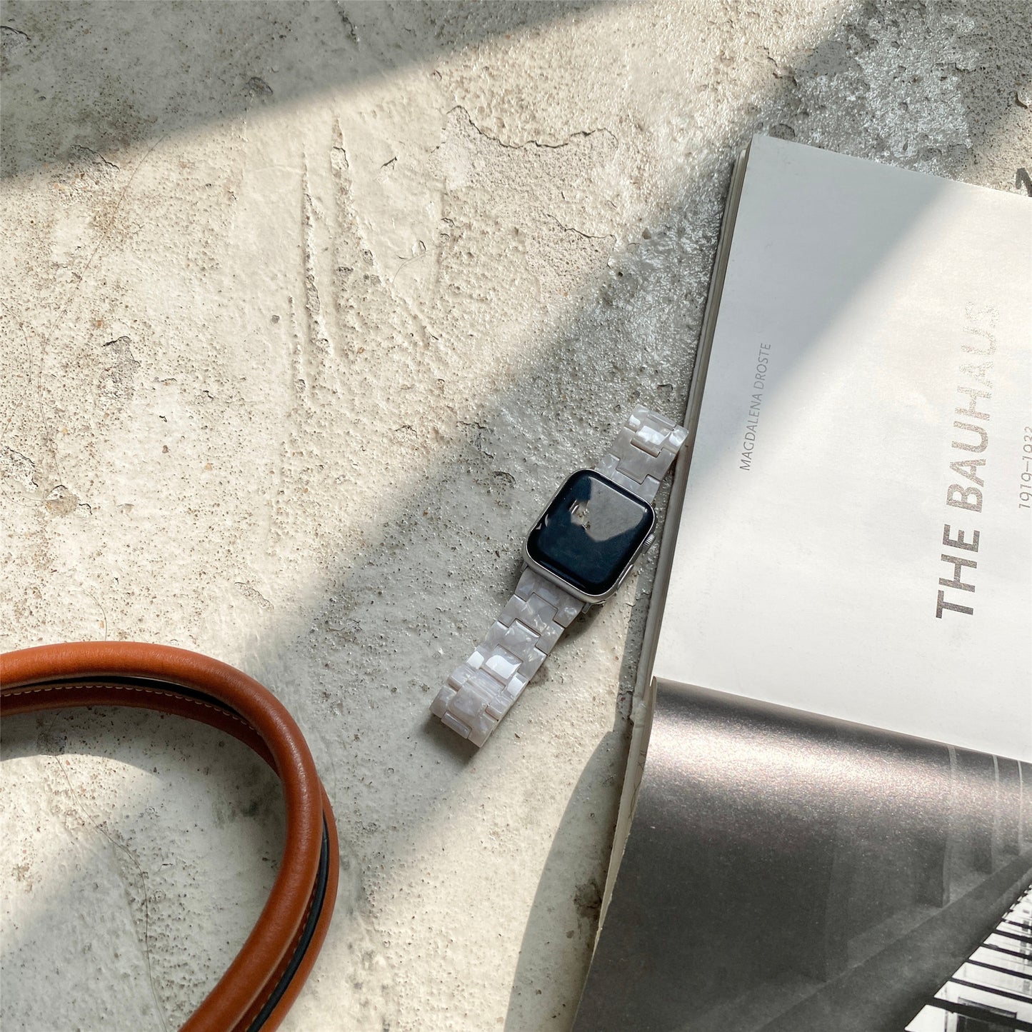 Adecuado para Applewatch Patrón de concha gris blanco Correa de Apple de resina ligera respetuosa con el medio ambiente