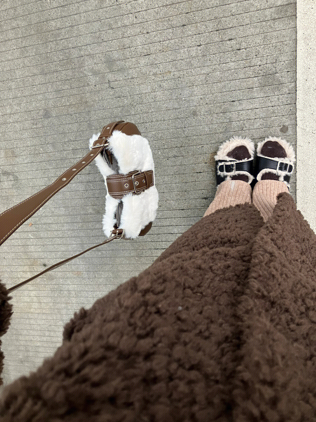 Sac sous les bras en peluche Sac à bandoulière portable pour femme