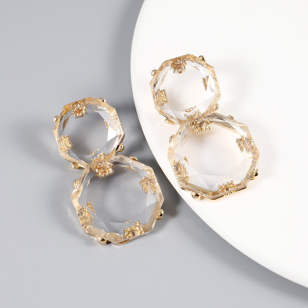 Boucles d'oreilles en résine transparente de style bohème d'été