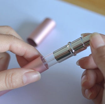 Botella de perfume de 5 ml, botella de spray de perfume portátil, botella de perfume de aluminio, botella vacía de cosméticos de alta gama para viajes.