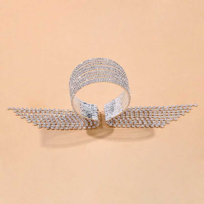 Bracelet multicouche en strass pour femme, pompon, soirée