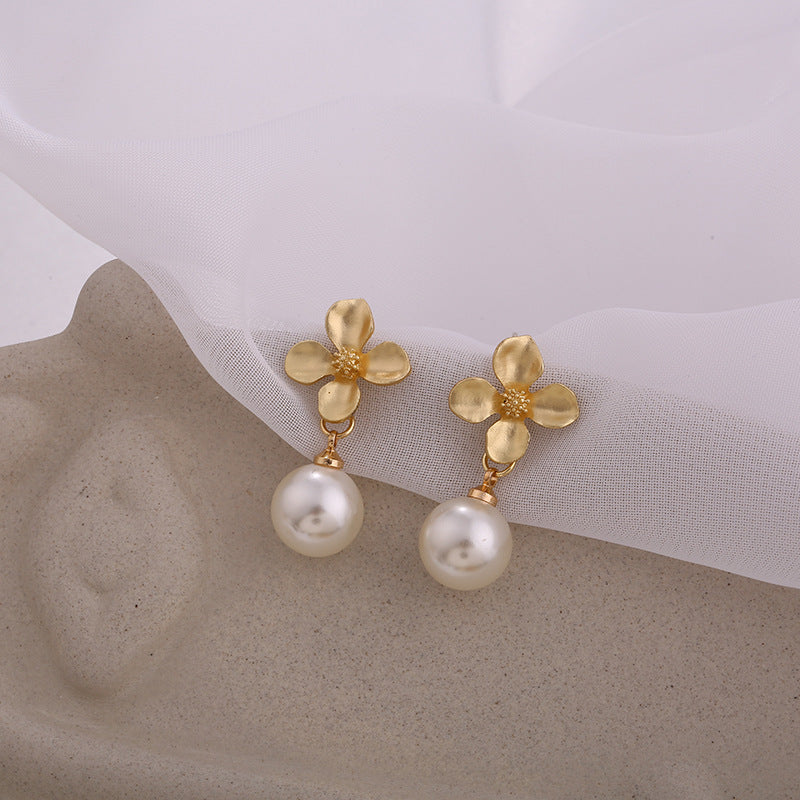 Boucles d'oreilles en argent sterling avec perles et fleurs pour femme