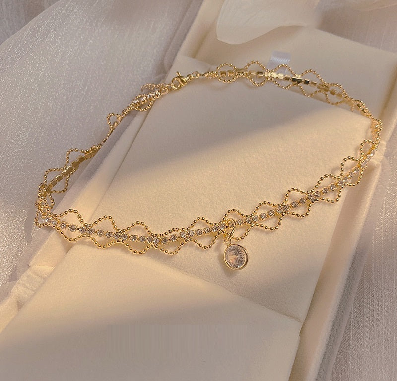 Elegante collar retro francés de circonita de doble capa para mujer