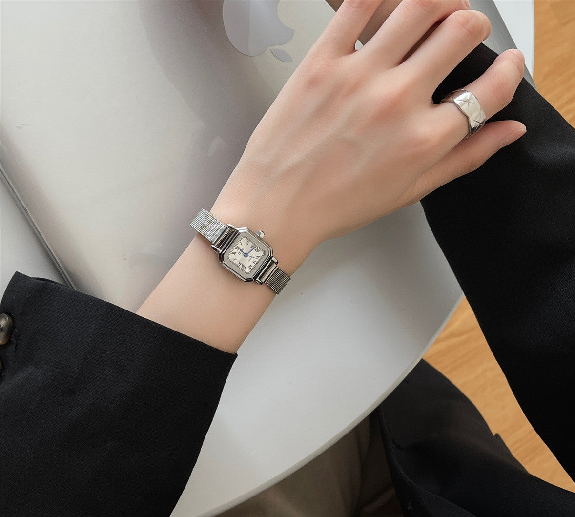 Reloj de acero con forma de cubo de azúcar pequeño, cuadrado, retro, pequeño, para mujer