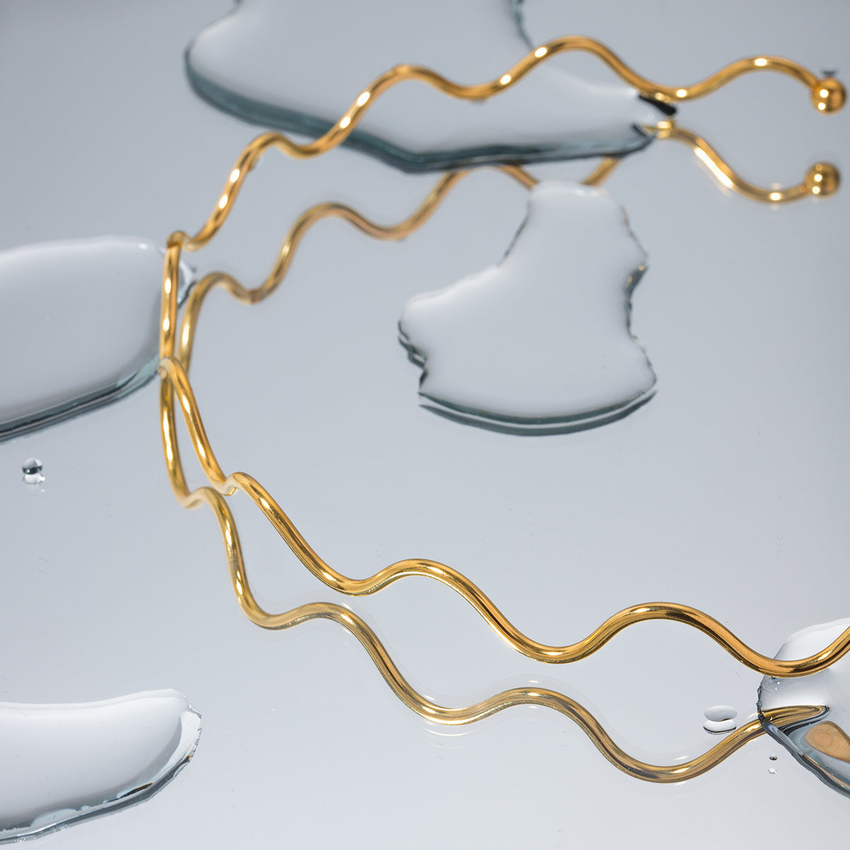 Ins Style 18K Vacuum Electroplating Stainless Steel Fashionable High-grade Wave Collar