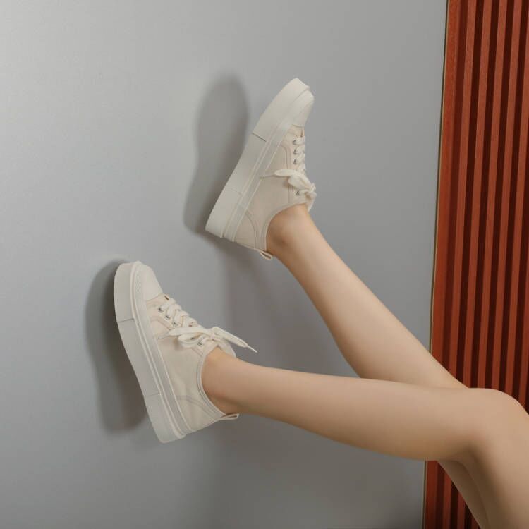 Chaussures décontractées à lacets pour femmes