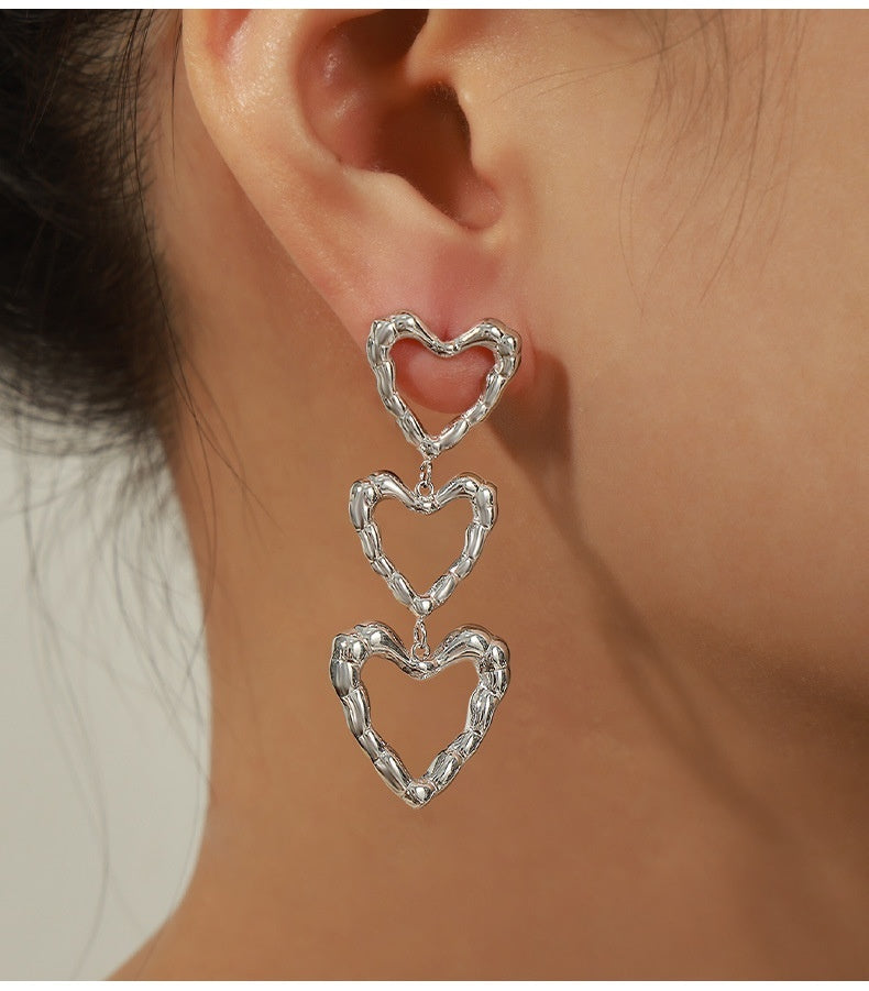 Boucles d'oreilles cœur de pêche de haute qualité, en acier titane plaqué or, Design irrégulier rétro minoritaire