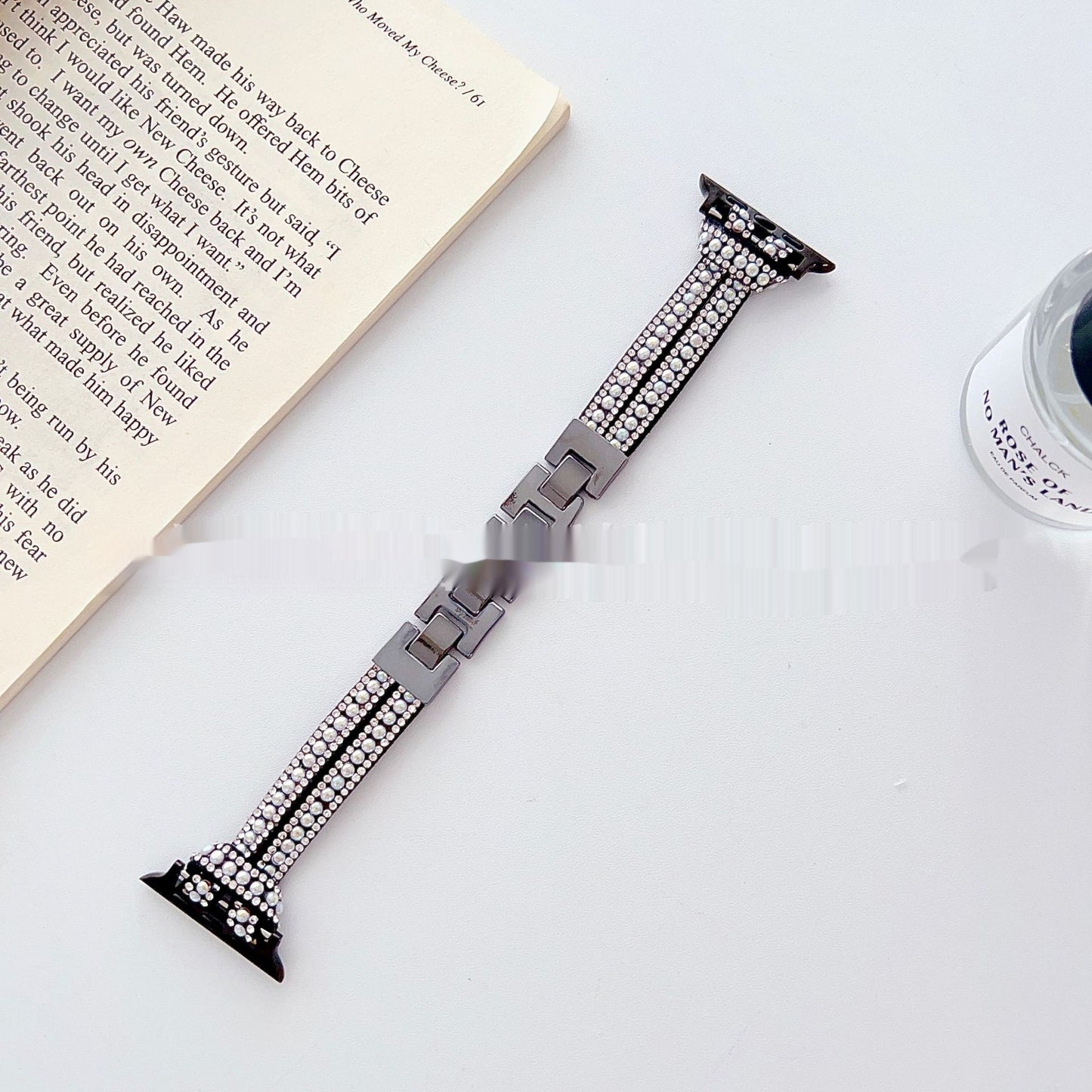 Bracelet en métal avec chaîne de perles et petite taille