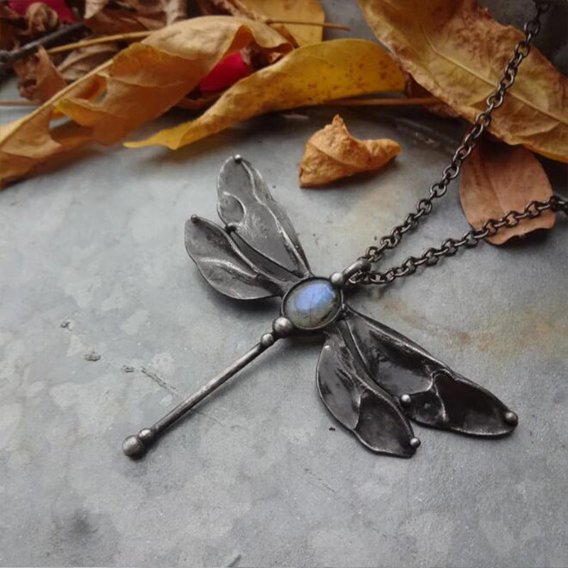 Pendentif libellule créatif Vintage en alliage, pierre de lune personnalisée