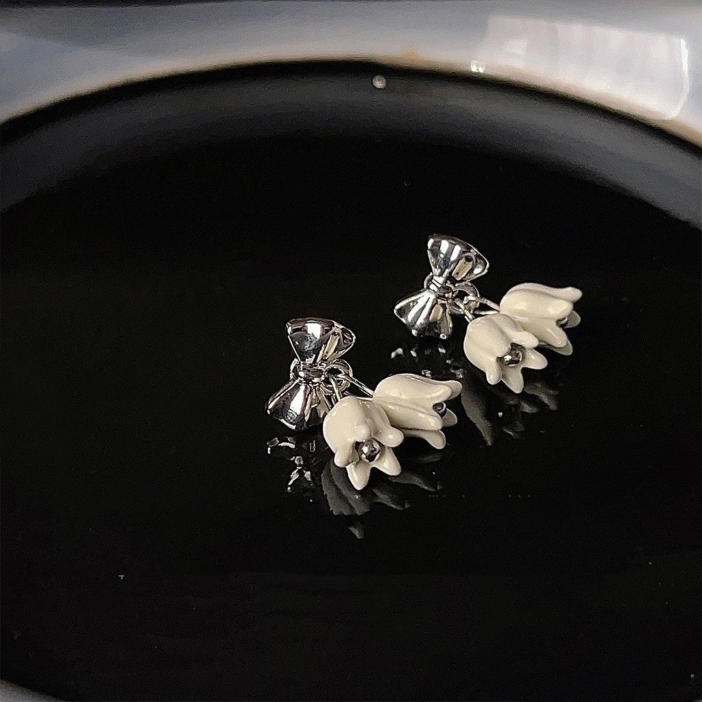 Sterling Silver Needle Paint Linglan Flower Stud Earrings