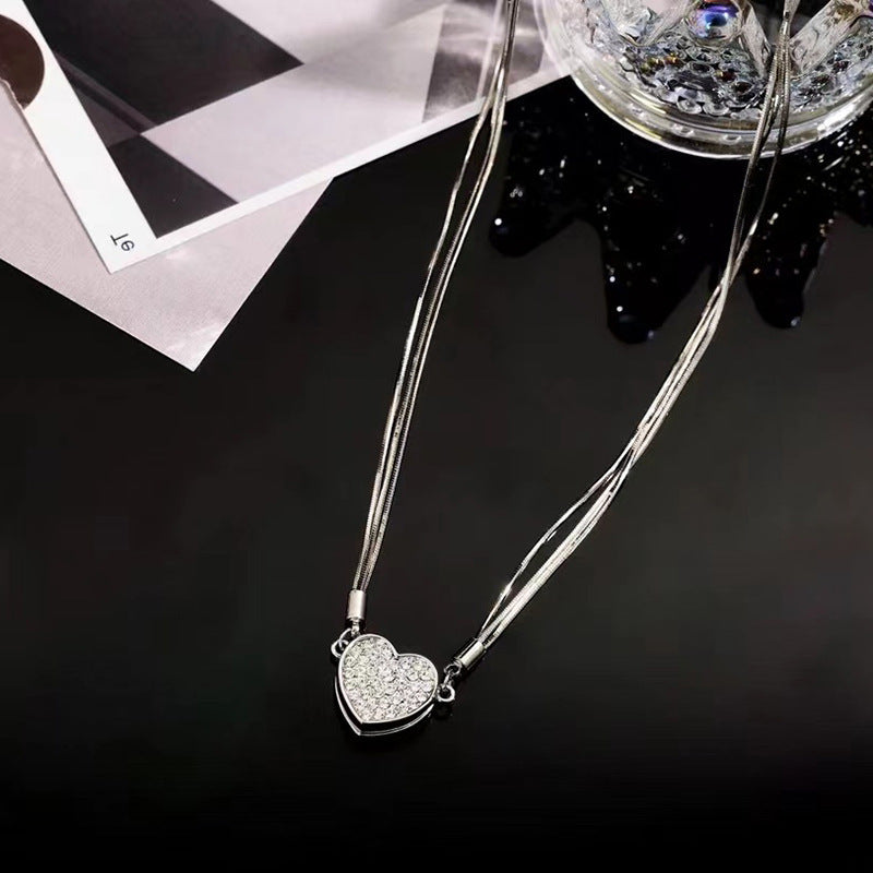 Collar magnético multicapa de amor con incrustaciones de diamantes, personalidad de estilo de lujo asequible
