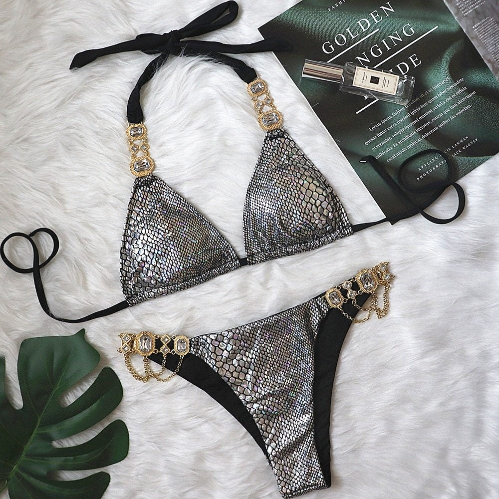 Maillot de bain fendu sexy en forme de bikini avec diamants de couleur unie