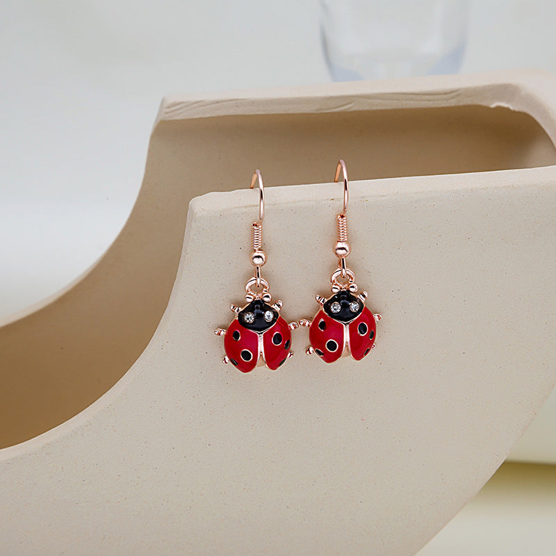 Japanese And Korean Retro Cute Fashion LADYBIRD Stud Earrings