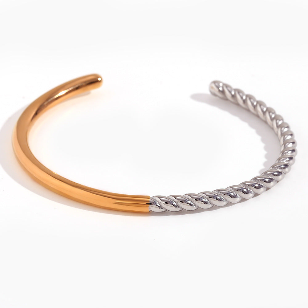 Pulsera brillante a juego con colores torcidos