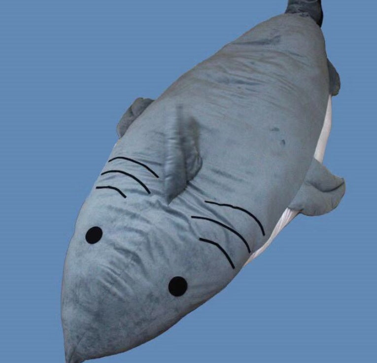 Sac de couchage requin en peluche 2m