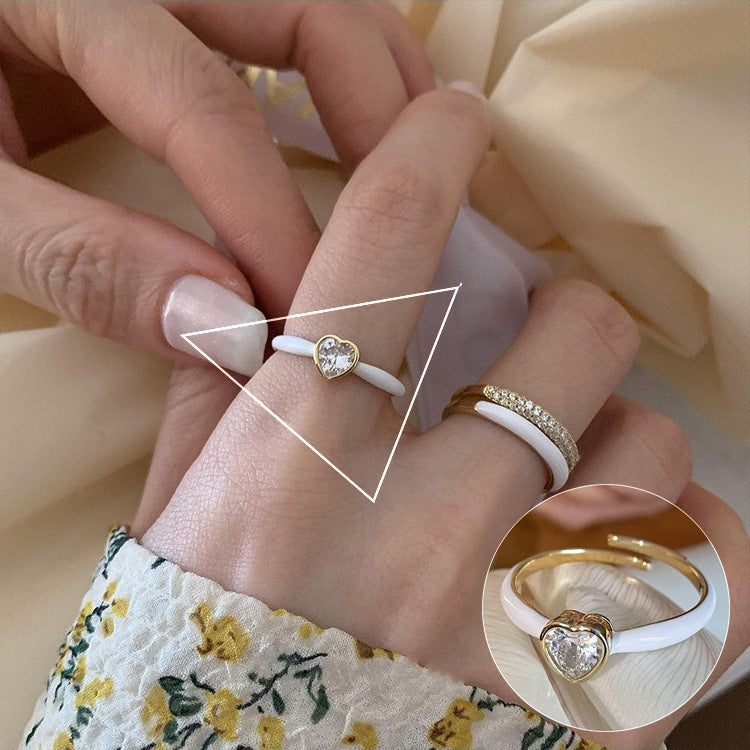 Retro With Opening Ring