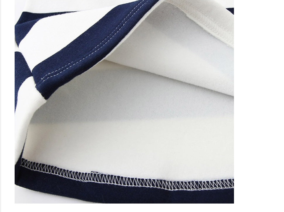 Pull rayé noir et blanc à manches longues pour enfants