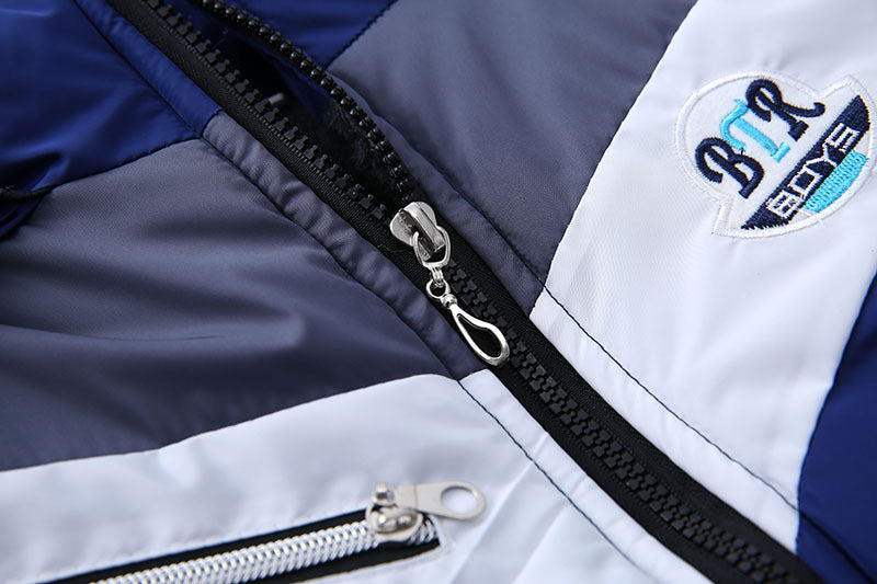 Chaqueta acolchada con capucha de manga larga para niños