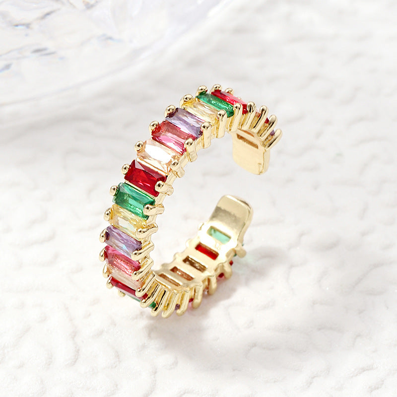 Retro Croissant Female Niche Ring