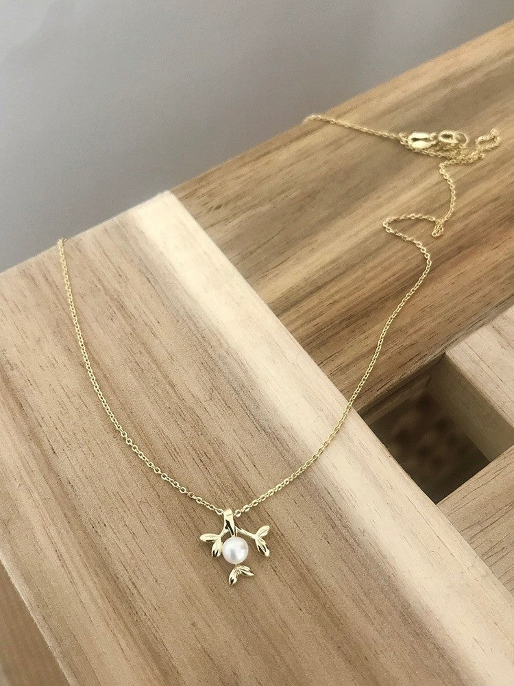 S925 Sterling Silver 14K Gold-plated Peach Blossom Synthetic Pearl Necklace