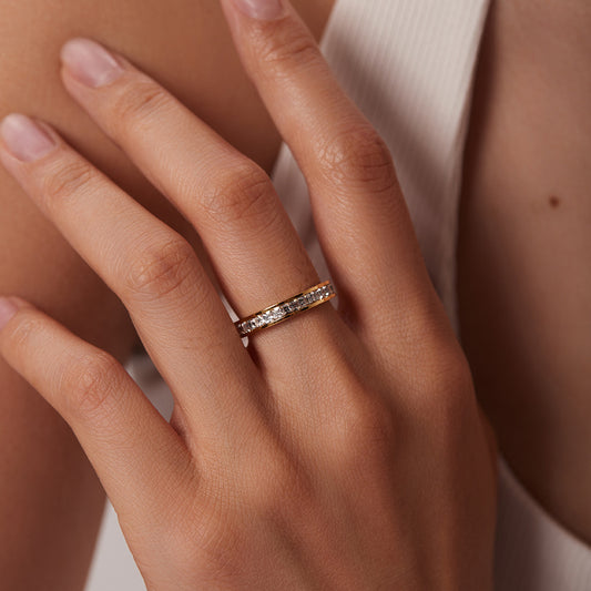 French Retro Single Diamond Inlaid Zircon Ring