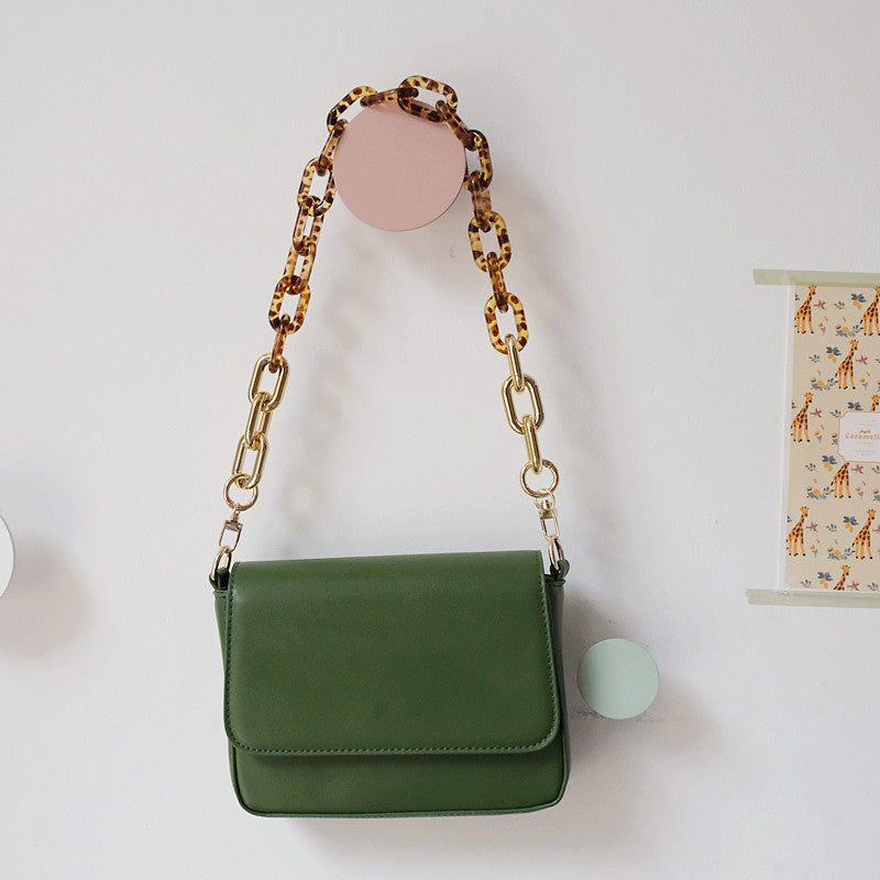 Fashionable Acrylic Resin Chain With Contrasting Colors, Retro And Exaggerated