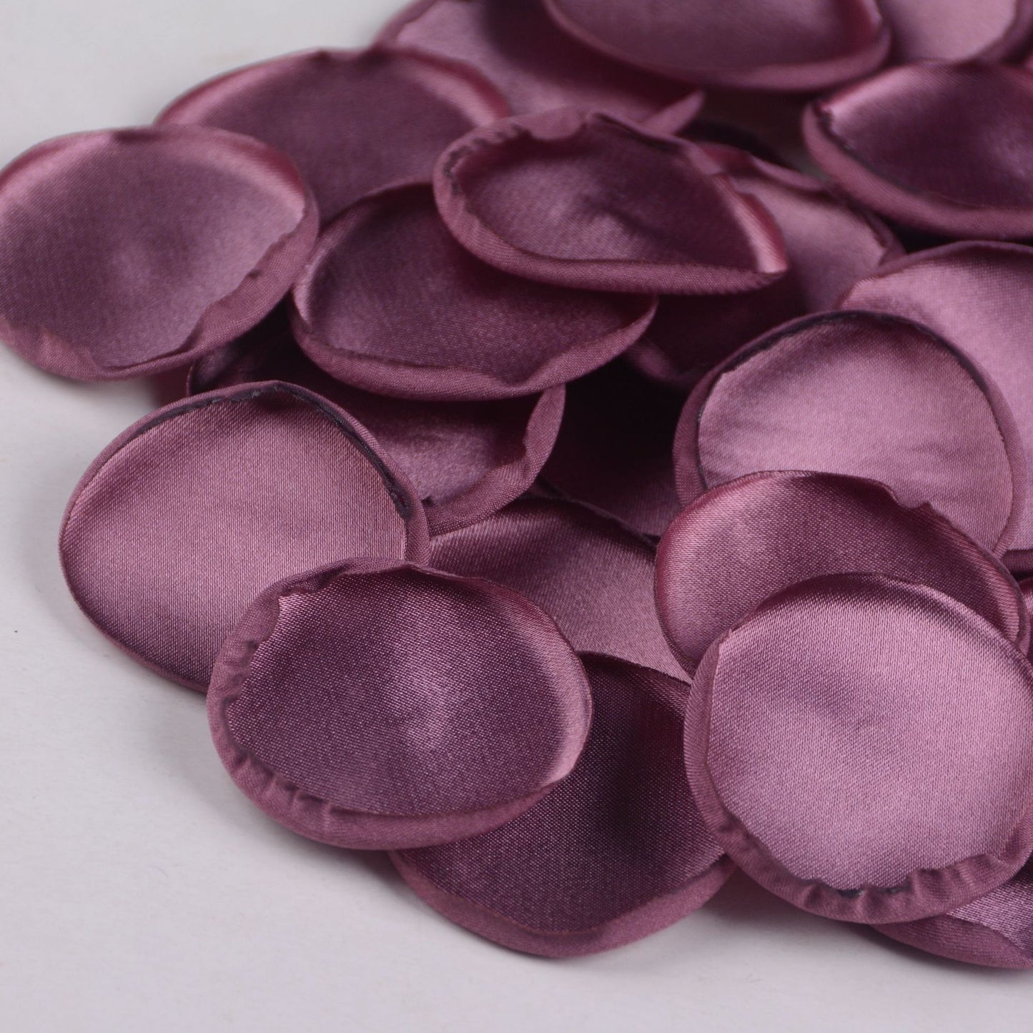 4cm Silk Rose Burnt Edge Petals Wedding Glowing Cream Powder Laminate