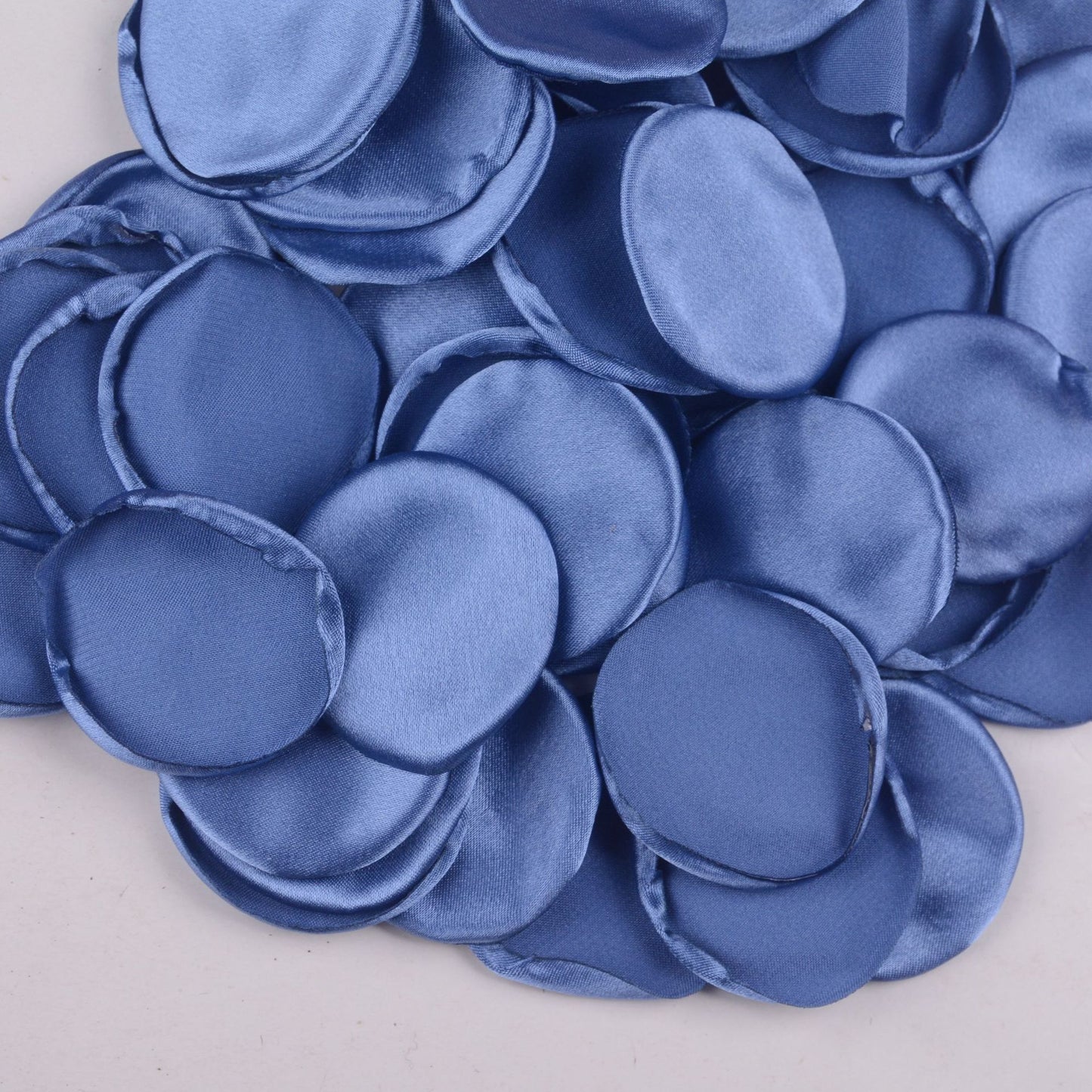 4cm Silk Rose Burnt Edge Petals Wedding Glowing Cream Powder Laminate