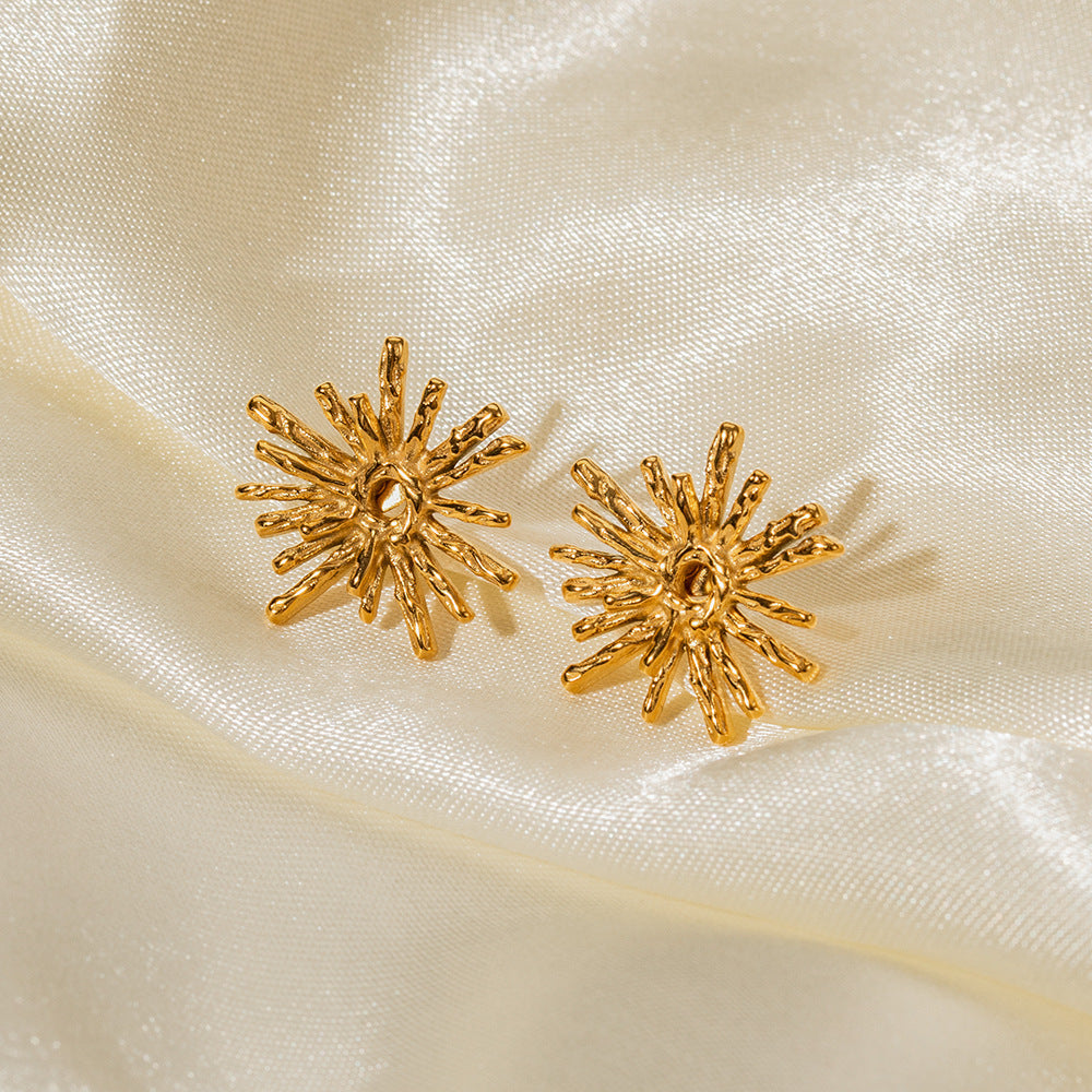 Women's Fashion Temperament Radial Earrings