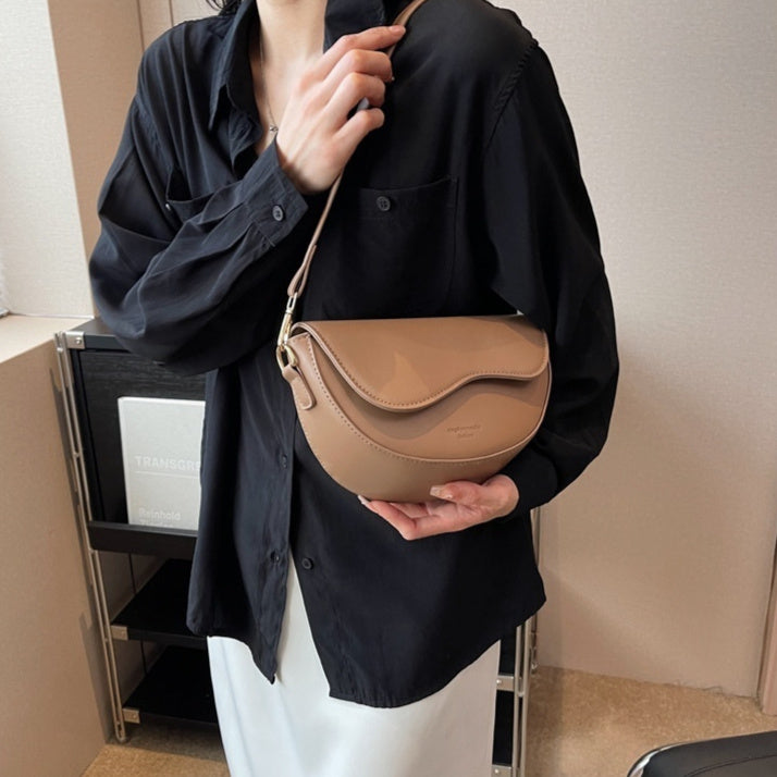 Bolso bandolera retro popular y fácil de combinar