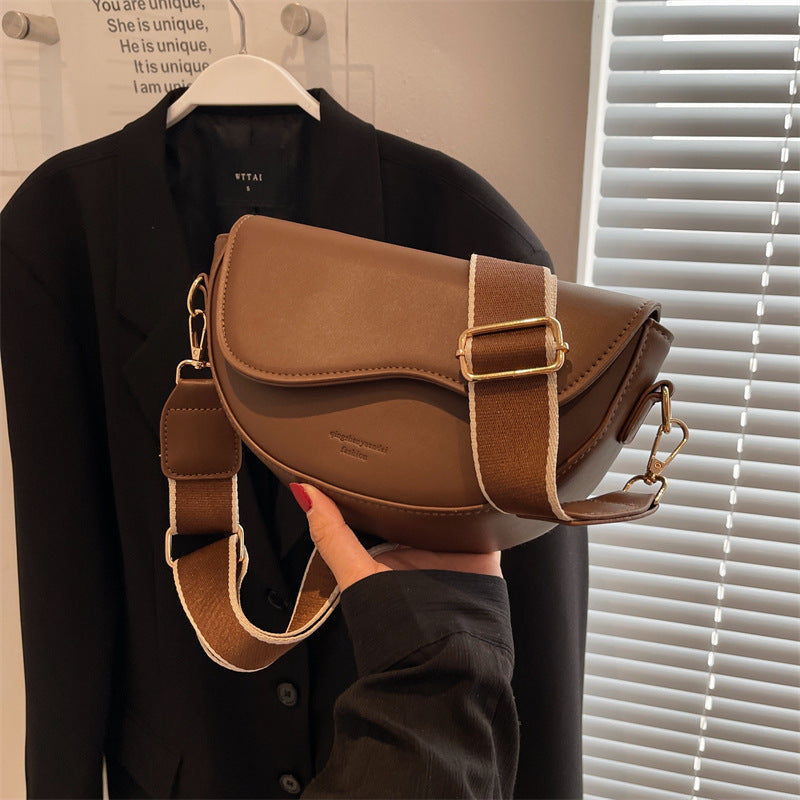 Bolso bandolera retro popular y fácil de combinar
