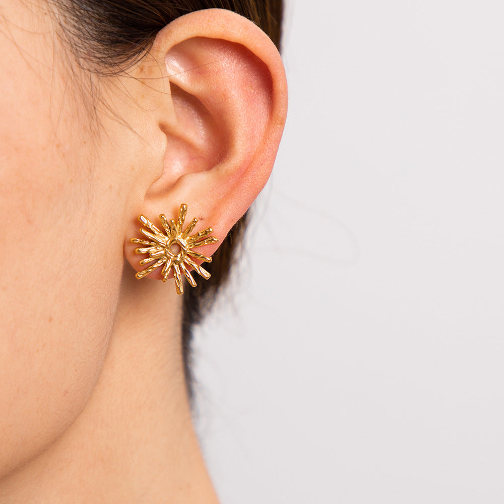 Women's Fashion Temperament Radial Earrings