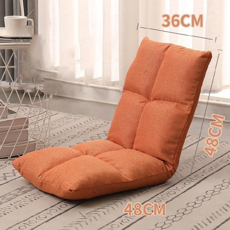 Balcón con sofá perezoso equipado con tatami moderno