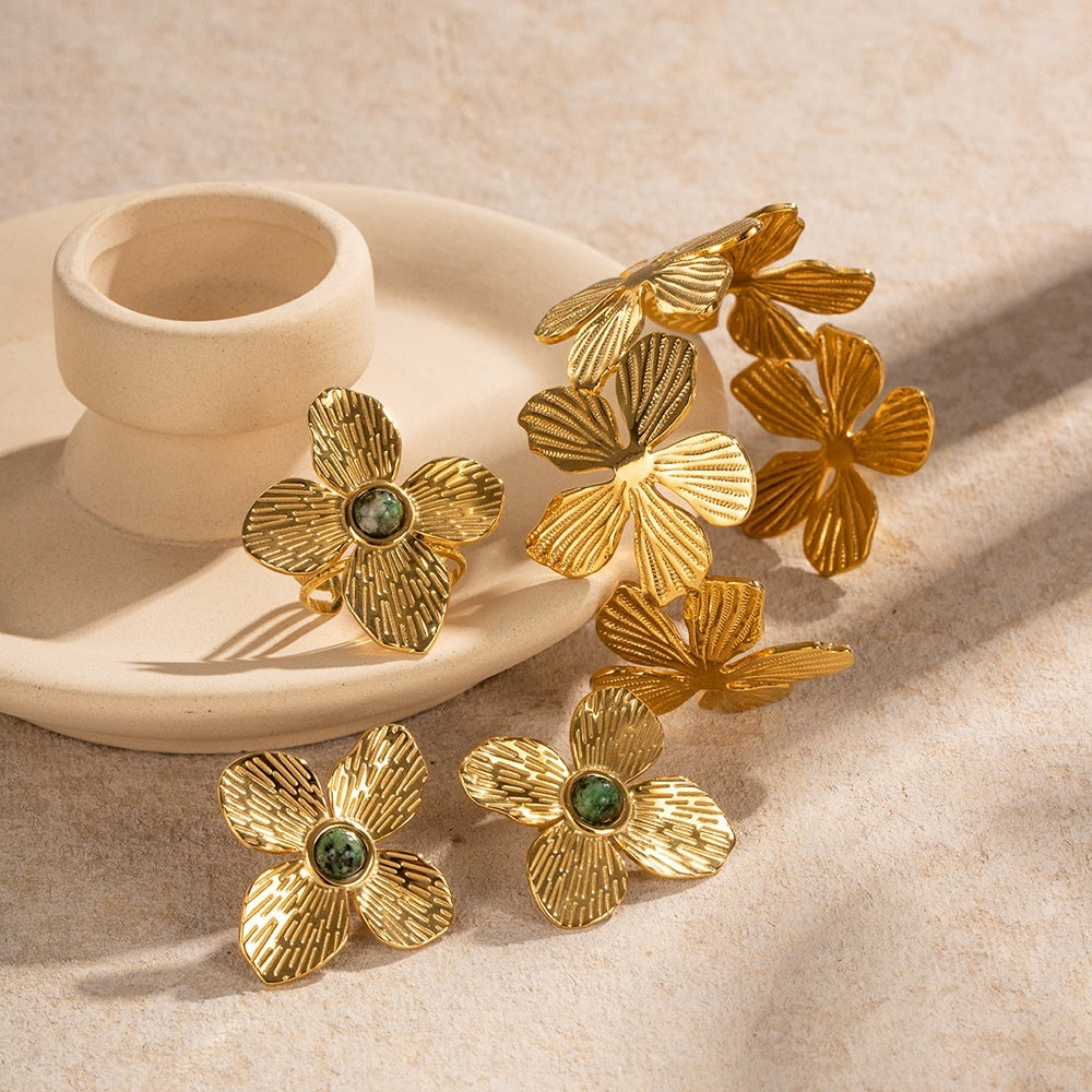 Nueva pulsera de flores, traje de alta calidad, elegante temperamento antiguo, adorno de acero de titanio turquesa africana