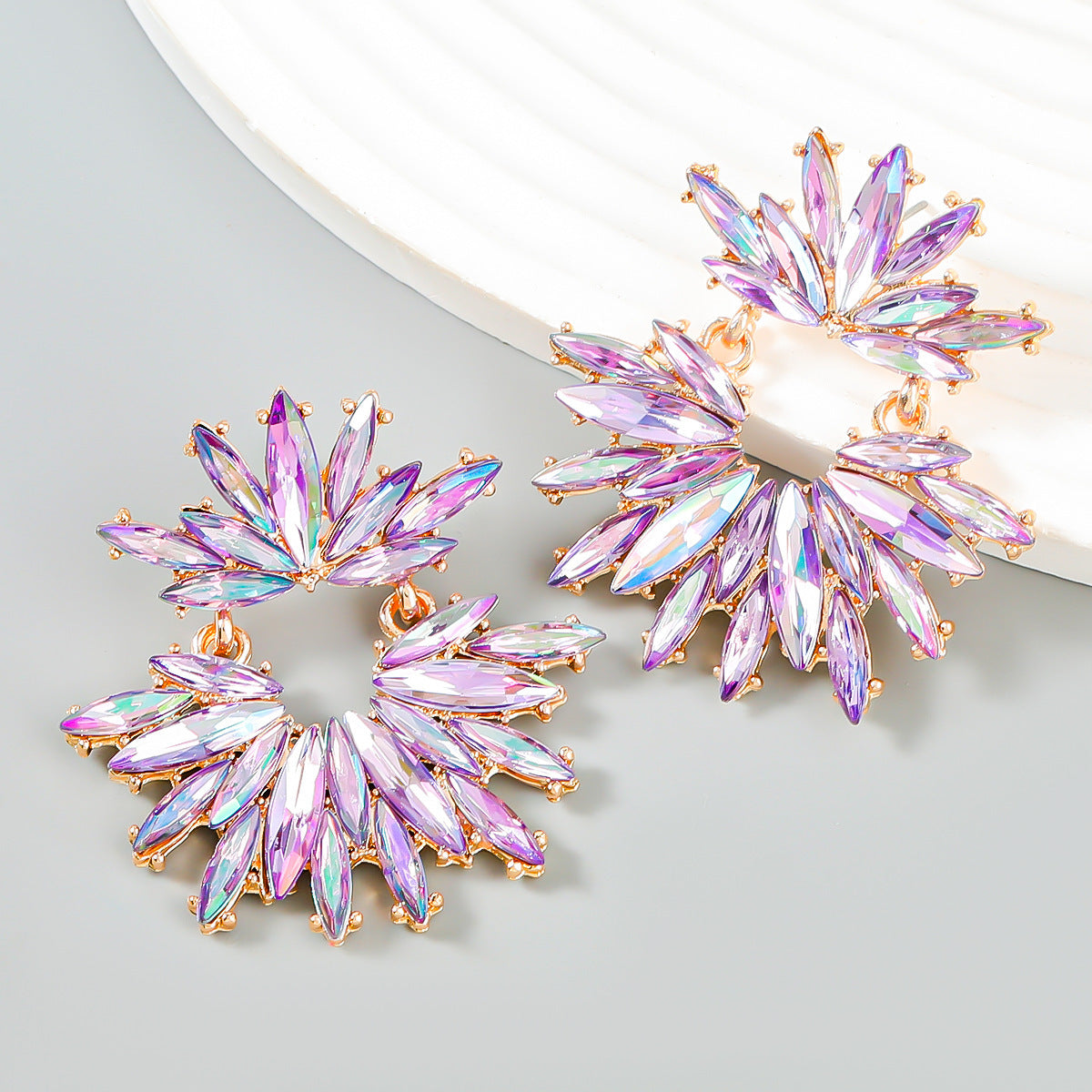 Exaggerated Flower Full Diamond Earrings Women