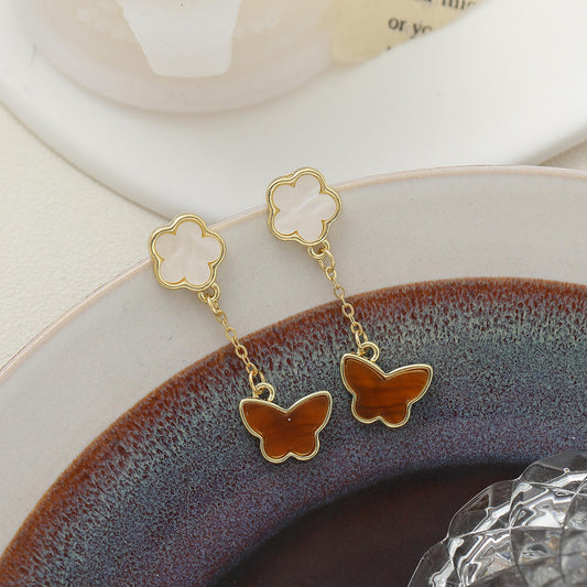 Silver Needle Retro High-grade Parthenocissus Grass Butterfly Earrings