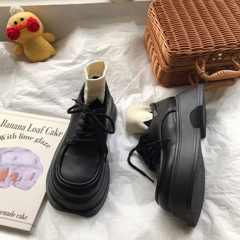 Zapatos de tacón con cordones británicos retro aumentados con parte inferior gruesa de lana de otoño