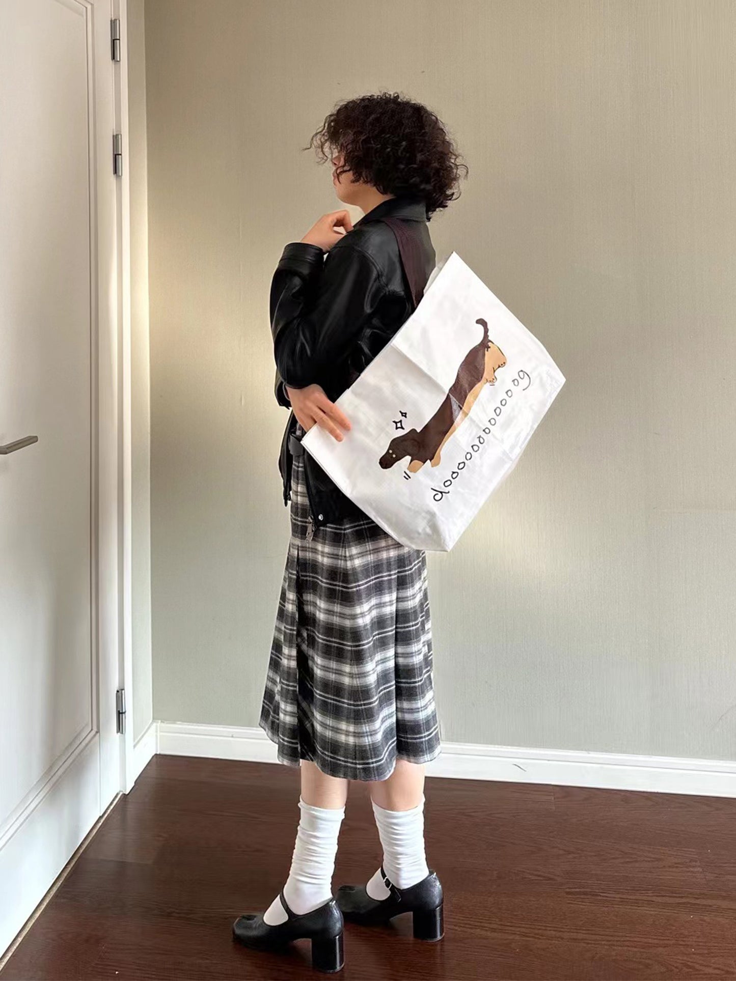 Sausage Dog Woven Bag Waterproof And Environmentally Friendly Shopping Bag