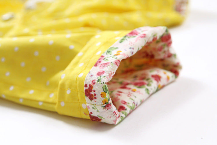 Chaqueta tipo gabardina de manga larga con diseño de murciélago