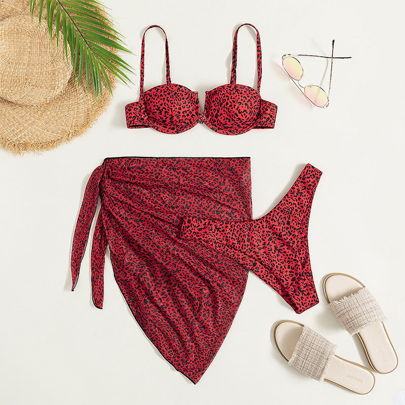 Robe de plage bikini fleurie trois pièces