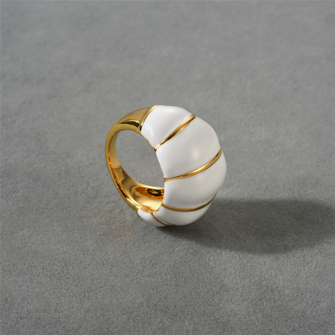 European And American Retro Fashion Ring