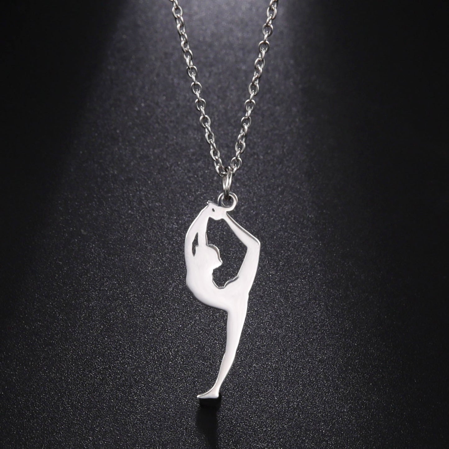 Collier pendentif brillant en acier inoxydable