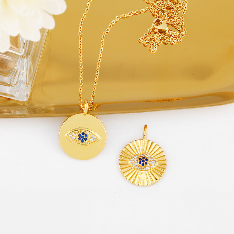 Collier pour filles avec pendentif plaque ronde de style froid